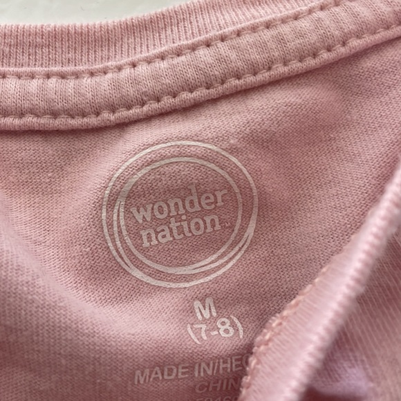 A Girl’s Short Sleeve Shirt: med(7/8) - Picture 2 of 3